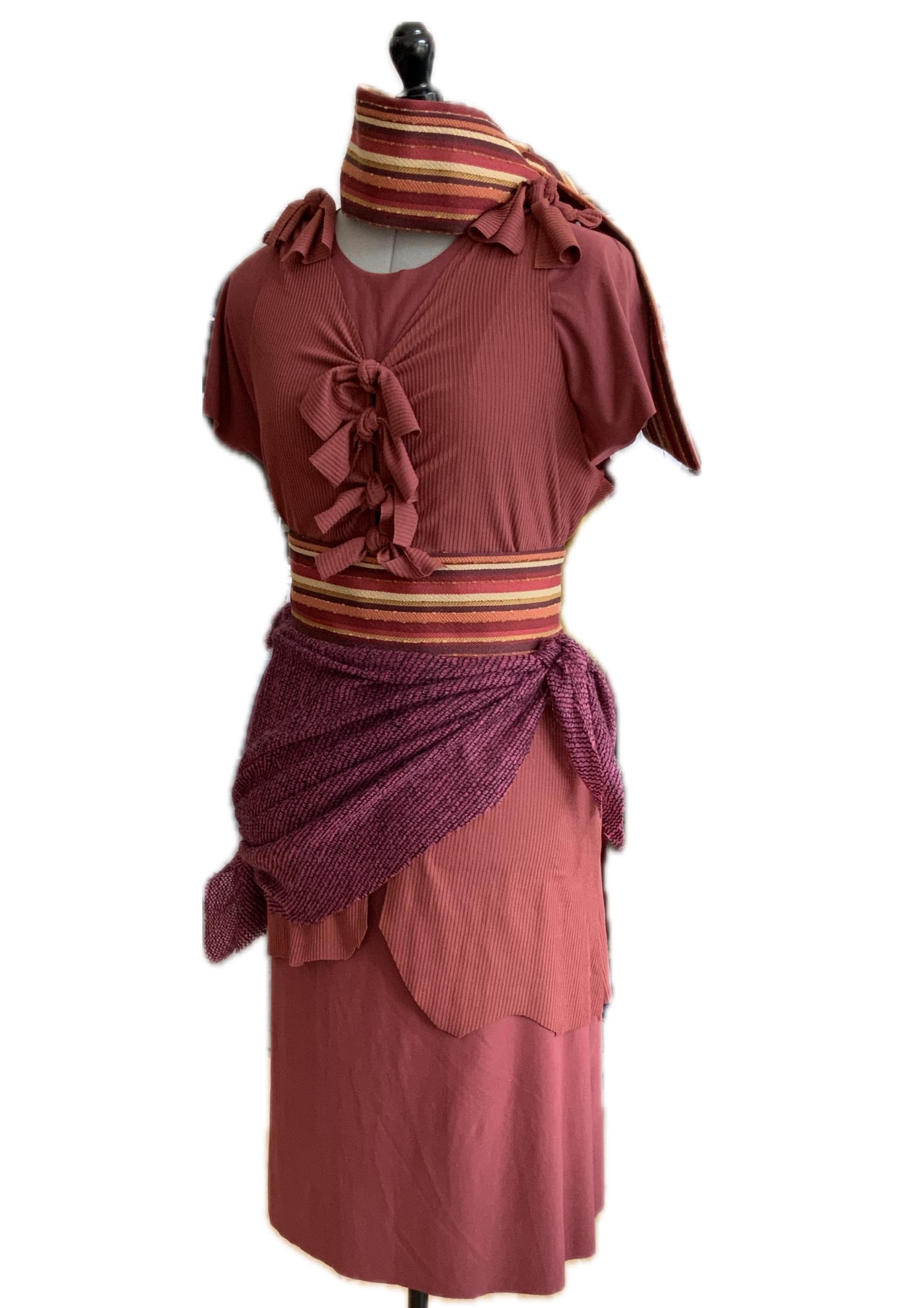 Ancient Hebrew Women Clothing