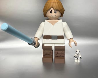 Giant Luke Skywalker - Star Wars action figure
