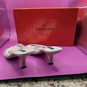 Claudia Ciuti White Sandal