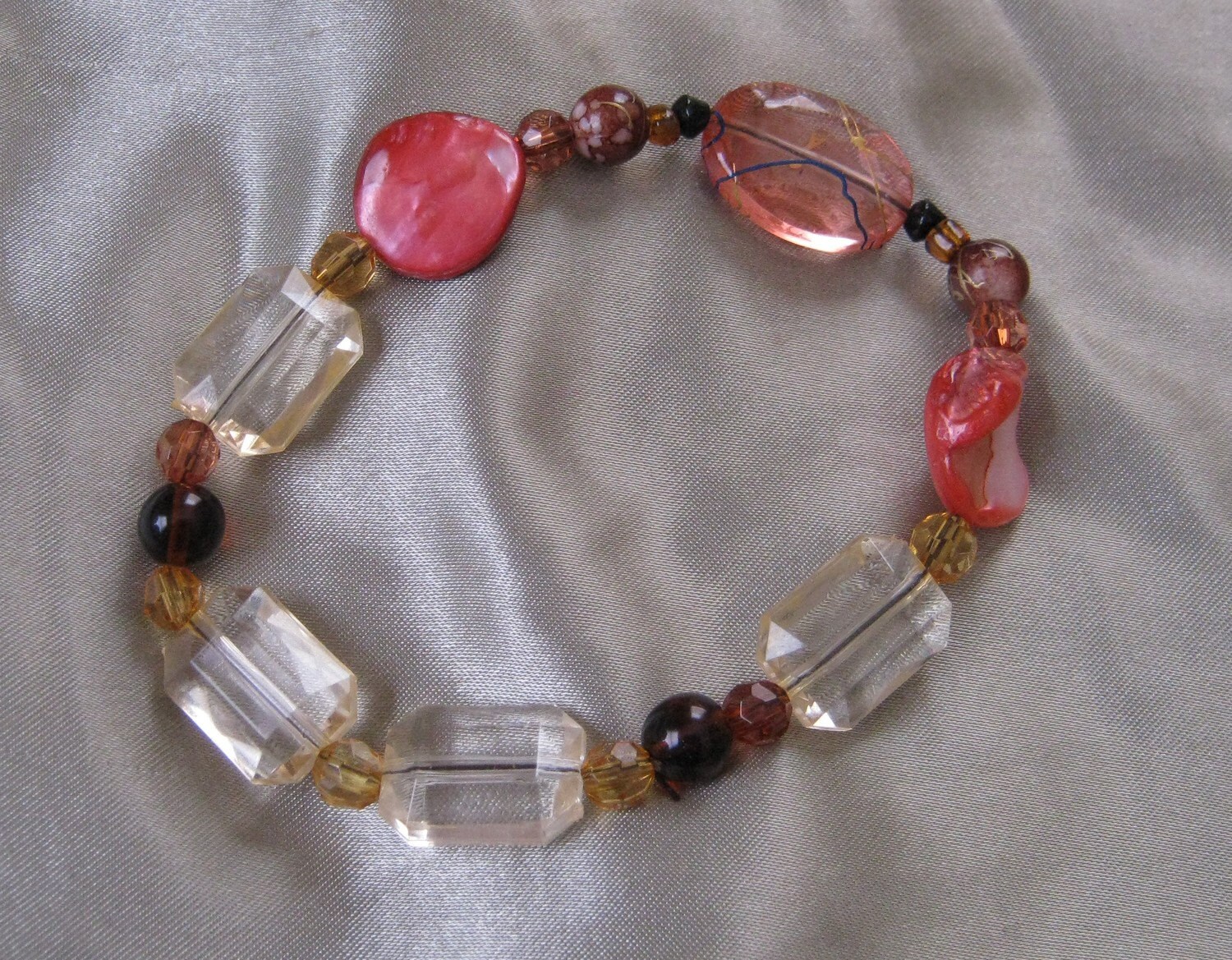 Sally By the Seashore Bracelet in Coral main image 0