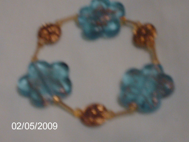 Blue Glass Flower Bracelet image 4