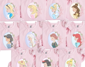 Comfort Colors® Disney Princess Shirt, Disney Princess Floral Frame Tee, Classic Princess Sweatshirt, Fairytale Disney Princess Top Q0170