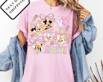 Comfort Colors® Vintage Mickey And Friends Shirts, Disney Lockets Shirt, Mickey Minnie Daisy Donald Pluto Magical Disney Trip Tee Q0588