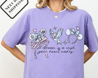 Comfort Color® Disney Princess Shirt Coquette Bows Watercolor Disney Aurora Ariel Belle Cinderella tee Disneyland Girls Trip 2026 Q0076