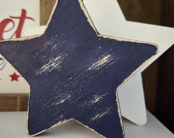 Patriotic Wood Stars: 4th of July Tiered Tray Decor