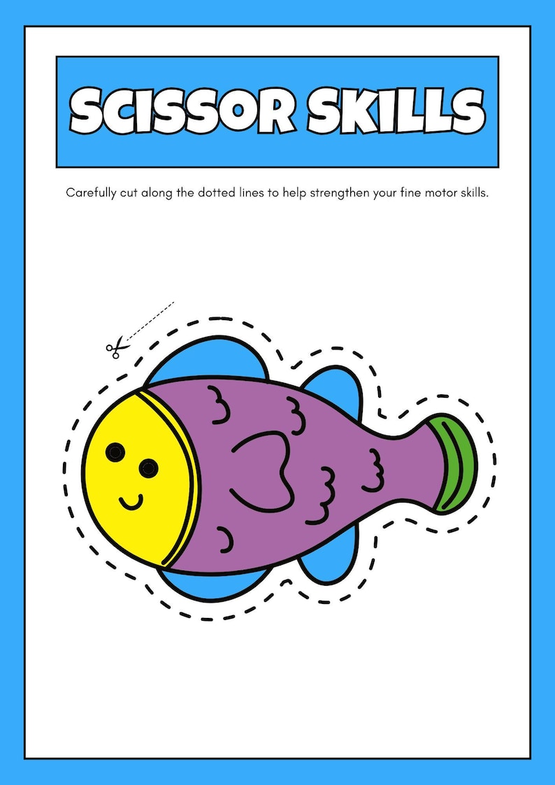 Puede incluir: Una hoja de trabajo con un borde azul y las palabras "SCISSOR SKILLS" en un cuadro azul. Un pez morado con cara amarilla y cola verde est&aacute; delineado con una l&iacute;nea punteada para practicar el corte. El texto de abajo dice: "Corta cuidadosamente a lo largo de las l&iacute;neas punteadas para ayudar a fortalecer tus habilidades motoras finas."