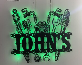Cartello in metallo per garage meccanico moto personalizzato con luci a LED, decorazione da parete in metallo per moto personalizzata, officina in metallo per caverna per motociclisti