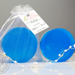 Blaue Seife mit personalisiertem benutzerdefiniertem Anhänger für Gastgeschenk, handgemachte Seifengeschenke, etwas Blaues, Hochzeitsgeschenke für Gäste