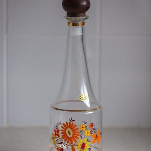 Vintage Italian Glass Decanter with Floral Design & Rounded Stopper – Mid-Century Barware