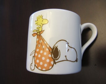 Vintage Peanuts Characters, Snoopy and Woodstock, Mini Mug, Espresso Size, 1965, made by United Feature Syndicate Inc