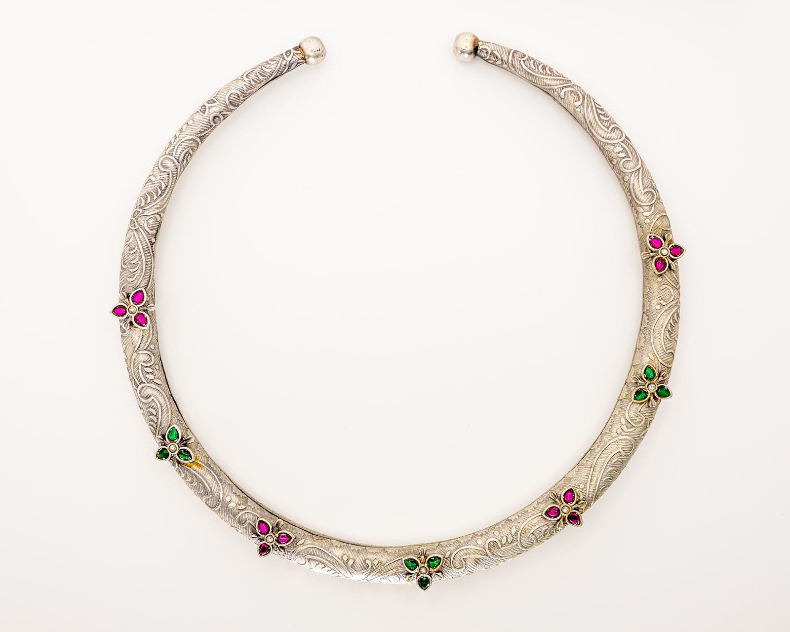 Oxidized Silver Plated Flower Hasli Necklace, Ruby and Green Hasli, Indian Fusion Necklace, Tribal Jewelry, Trendy Jewelry, Navratri Jewelry - Etsy Oxidized Silver Plated Flower Hasli Necklace, Ruby and Green Hasli, Indian Fusion Necklace, Tribal Jewelry, Trendy Jewelry, Navratri Jewelry - Etsy