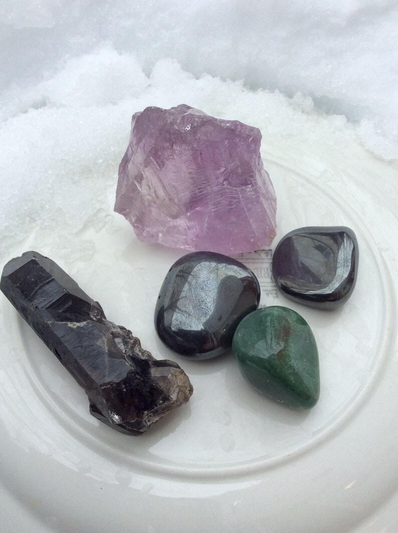 Vintage gothic rock stones DIY art project jewelry making, healing altar meditation Wiccan spell stones gems, art craft supplies, Amethyst image 6