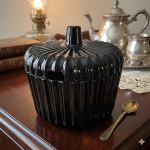 Vintage L. E. Smith Black Glass honey pot sugar jam jar herb storage: ribbed Art Deco lidded pumpkin