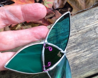 stained glass ornament Celtic window decor handmade artisan made Triple Spiral Suncatcher bird deflectors glaskunst made in Canada