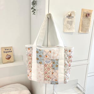 Colorful Picnic Flower Grid Pattern Tote Purse Bag With Attached Straps, Floral, Pretty Soft Durable Handmade, Best Mother Soft Bag