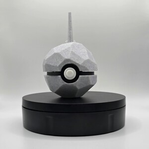 Onix Rugged Terrain Aesthetic for Grounded Fans Rock Titan-Inspired Collector Ball