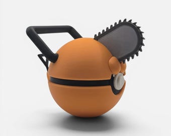 Könnte beinhalten: Ein kugelförmiges orangefarbenes Objekt mit einem schwarzen Griff und einem grauen Kettensägenblatt, das oben herausragt. Das Objekt verfügt über ein horizontales schwarzes Band in der Mitte, einen kleinen weißen runden Knopf und eine gezackte schwarze Kettensägenkante.