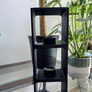 Stapelbarer Display-Ständer für Pokeball-Figuren Elegantes modulares Regal von N3D