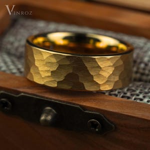 Hammered 18K GOLD Tungsten Wedding Ring - Men's Hammered Engagement Ring, Gold Tungsten Wedding Band Ring For Him, 8mm Hammered Yellow Gold