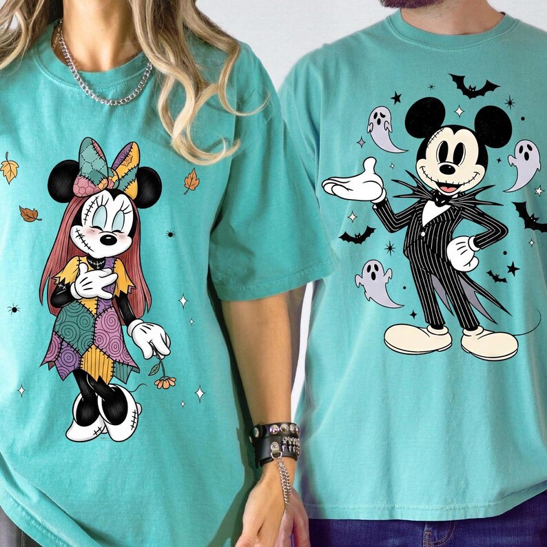 Comfort Colors Disney Halloween Shirt, Mickey and Minnie Shirt, Jack and Sally Shirt, Spooky Season Shirt, Pumpkin T-Shirt bild 3