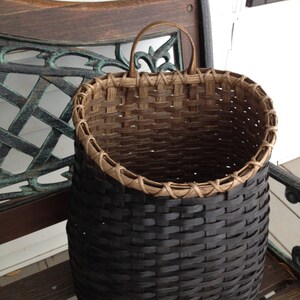 Primitive Front Porch Basket image 2