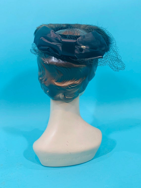 Vintage 1950s Brown Fur Hat Veiled Circle Cap - image 10