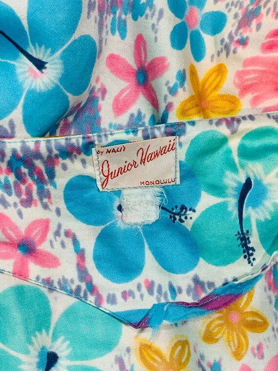 Vintage 1960s Hawaiian Top Honolulu Colorful Hibi… - image 8