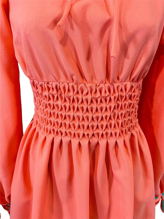 Vintage 1960s Peach Mini Dress Keyhole Shirred Wa… - image 4