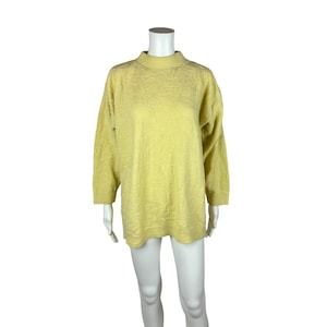 Vintage 80s Slouchy Sweater Yellow Textured Floral Women&#39;s Acrylic Pullover