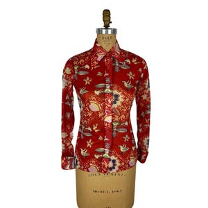 Camisa tribal vintage de los años 70 para mujer, pequeña, transparente, roja, con estampado, manga larga