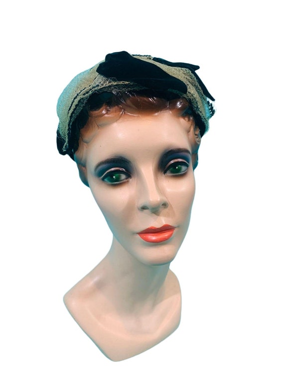 Vintage 1950s Swirl Round Cap Hat-Nip by Danciger… - image 3