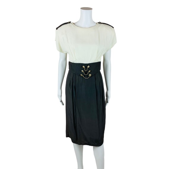 Robe epaulette annee 80 sale