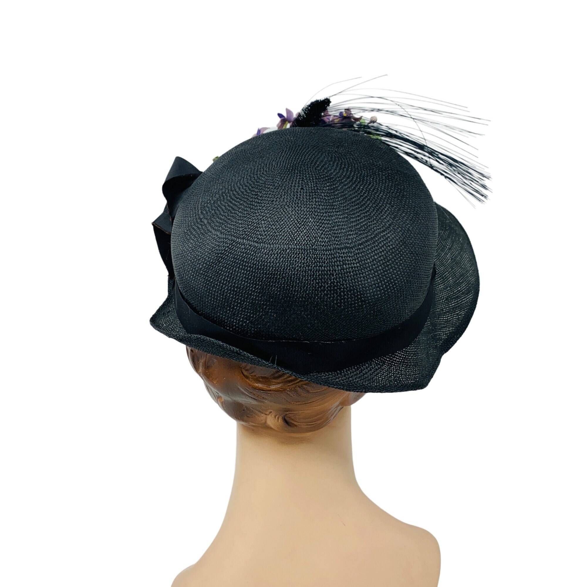 Vintage 1940s Purple Flower Hat Black Straw Cloche Macy