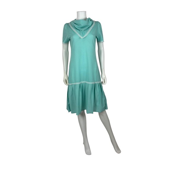 green emerald velvet dress Cyan Tennis Dress | Women's Tennis Dress main image 0