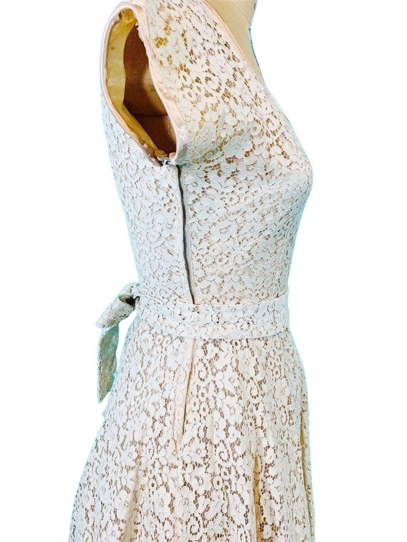 Vintage 1950s Cream Lace Dress Scoop Neck Cocktai… - image 5