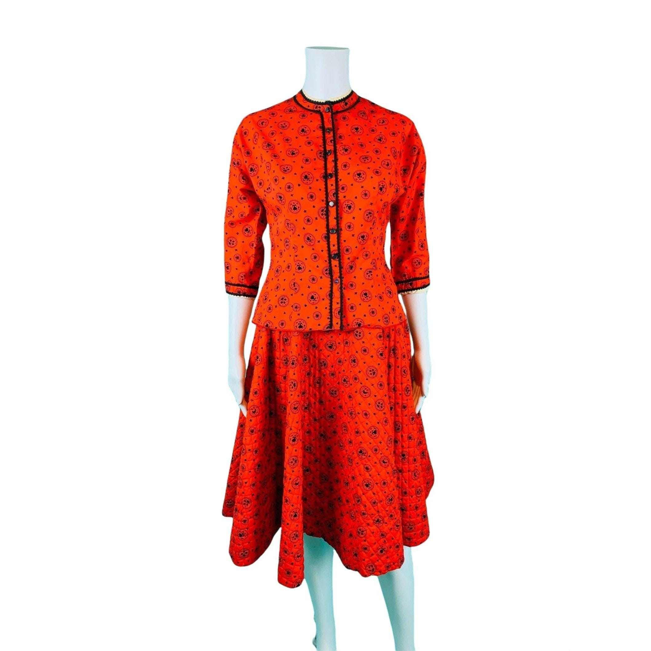 Vintage 50s Matching Set Womens XS Red Quilted Heart Print Circle Skirt Blouse Set