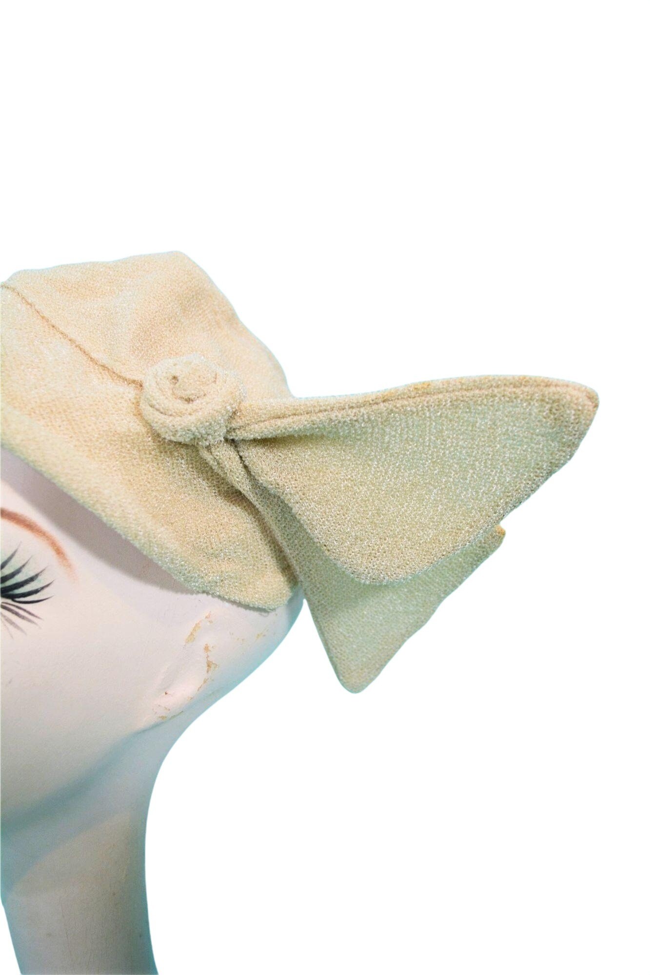 Vintage 1950s Sculptural Hat Beige Madcaps Wired Juliet Cap 