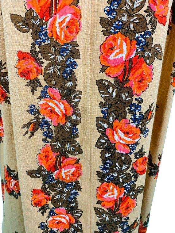 Vintage 1970s Maxi Dress Floral Rose Print V-neck… - image 6