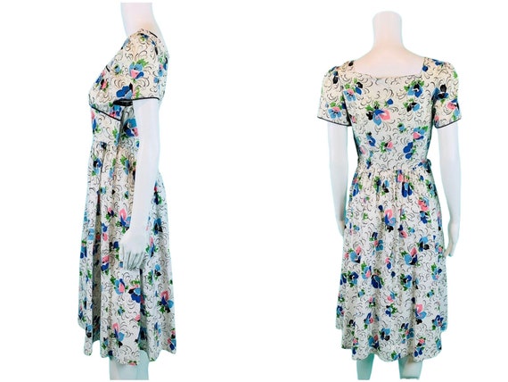 Vintage 1950s Pink Blue Floral Print Dress Shelf … - image 9