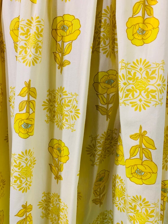 Vintage 1960s Yellow Dress Floral Print Cotton Da… - image 5