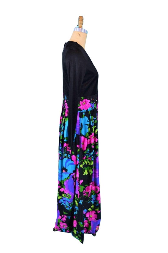 Vintage 1960s Purple Floral Rhinestone Evening Ma… - image 7