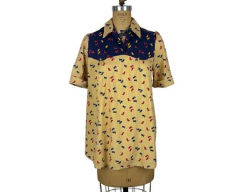 Vintage 70s Cowboy Shirt Womens Small Boot Novelty Print Western Top Nashville