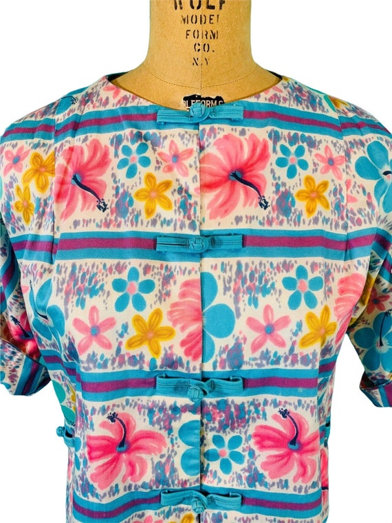 Vintage 1960s Hawaiian Top Honolulu Colorful Hibi… - image 4