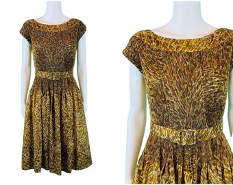 Vintage 1950s Leopard Style Print Dress Pleated Leslie Fay Cap Sleeves | W 26"