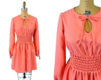 Vintage 1960s Peach Mini Dress Keyhole Shirred Waist | W 30-34"