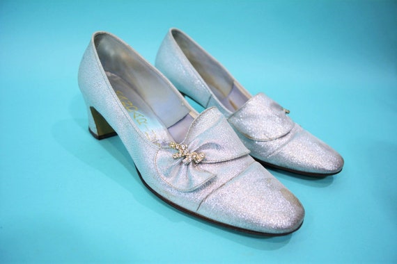 Vintage 1960s Heels | Silver Metallic Rhinestone M