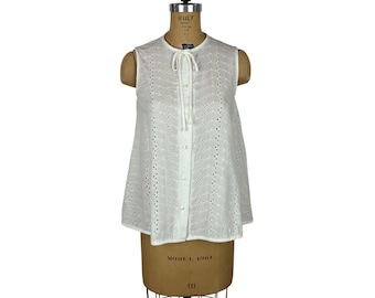 Vintage 60s Eyelet Top Womens Small Mod White Sleeveless Tent Button Up Shirt