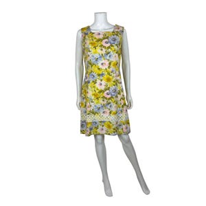 Vintage 60s Floral Shift Womens Medium Pastel Cotton Embroidered Trim Spring Day Dress