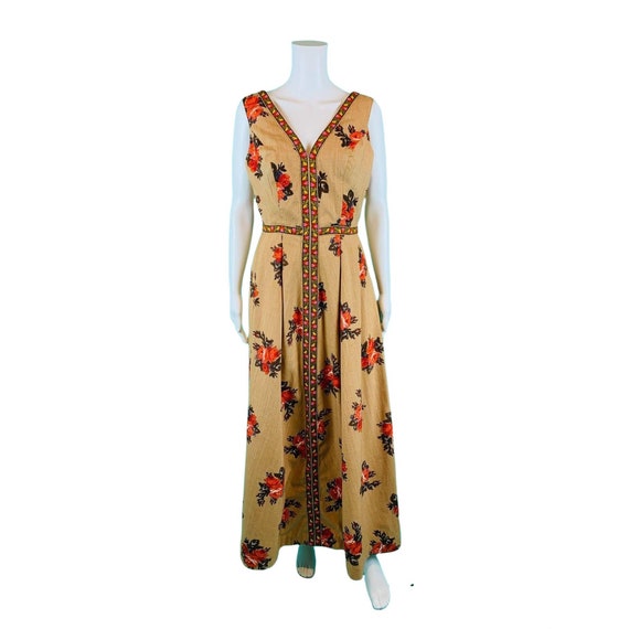 Vintage 1970s Maxi Dress Floral Rose Print V-neck… - image 1