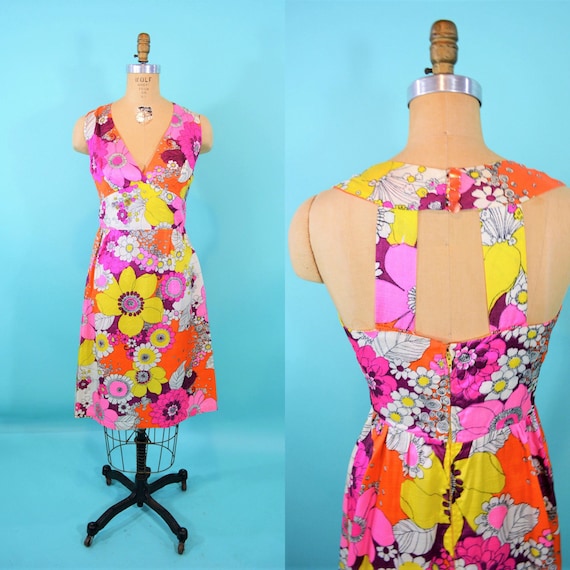 Vintage 1960s Neon Dress | Psychedelic Daisy Print